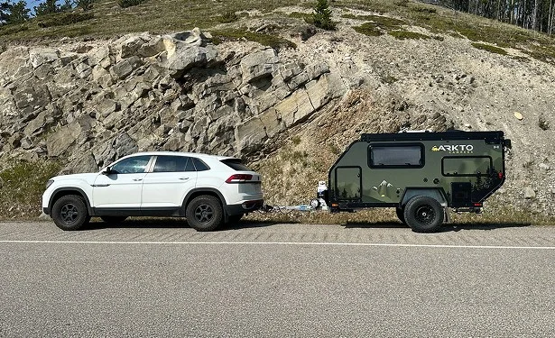 Arkto Campers C10 Travel Trailer