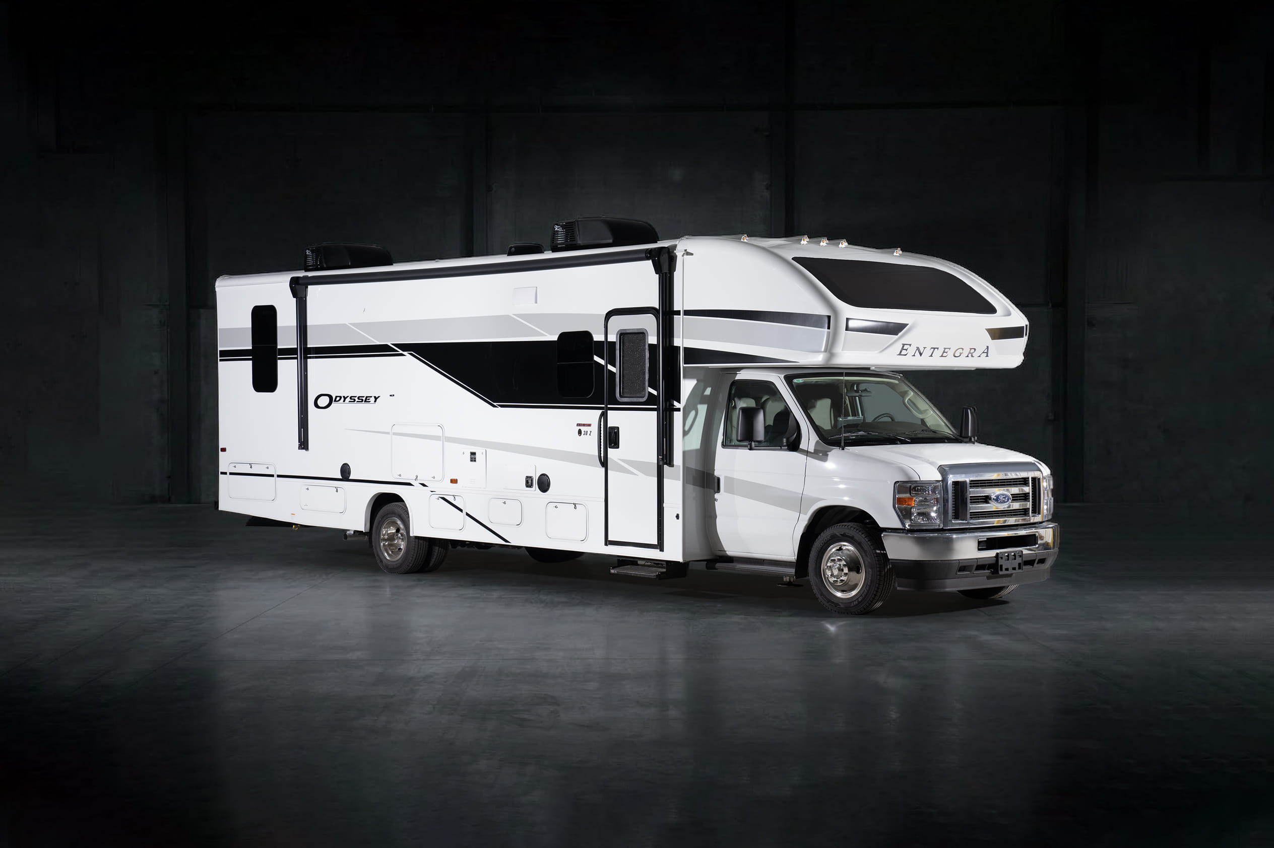 Entegra Coach Odyssey Super C
