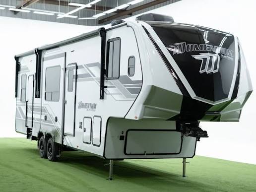 Grand Design RV Momentum G-class Fifth Wheel