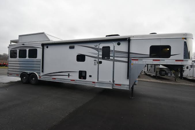 Merhow Industries Summit Fifth Wheel