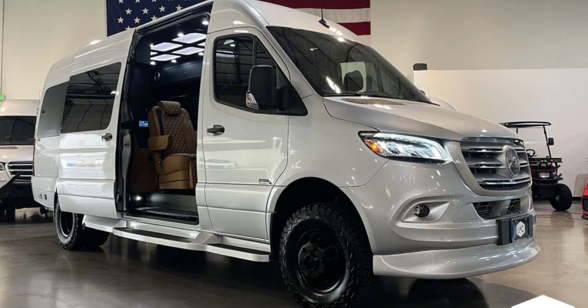 Midwest Automotive Daycruiser Class B