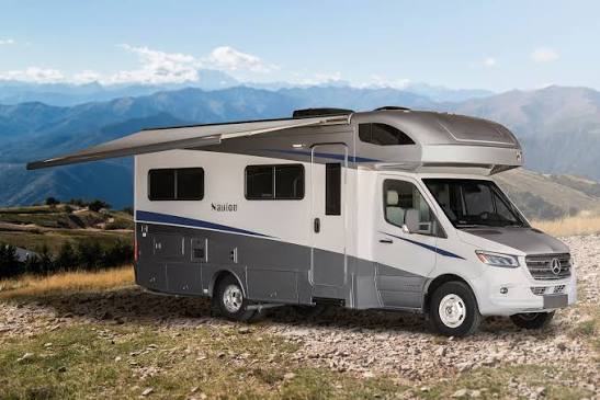 Winnebago Navion Class C